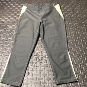 Xersion Performance Wear Women's Capri Legging